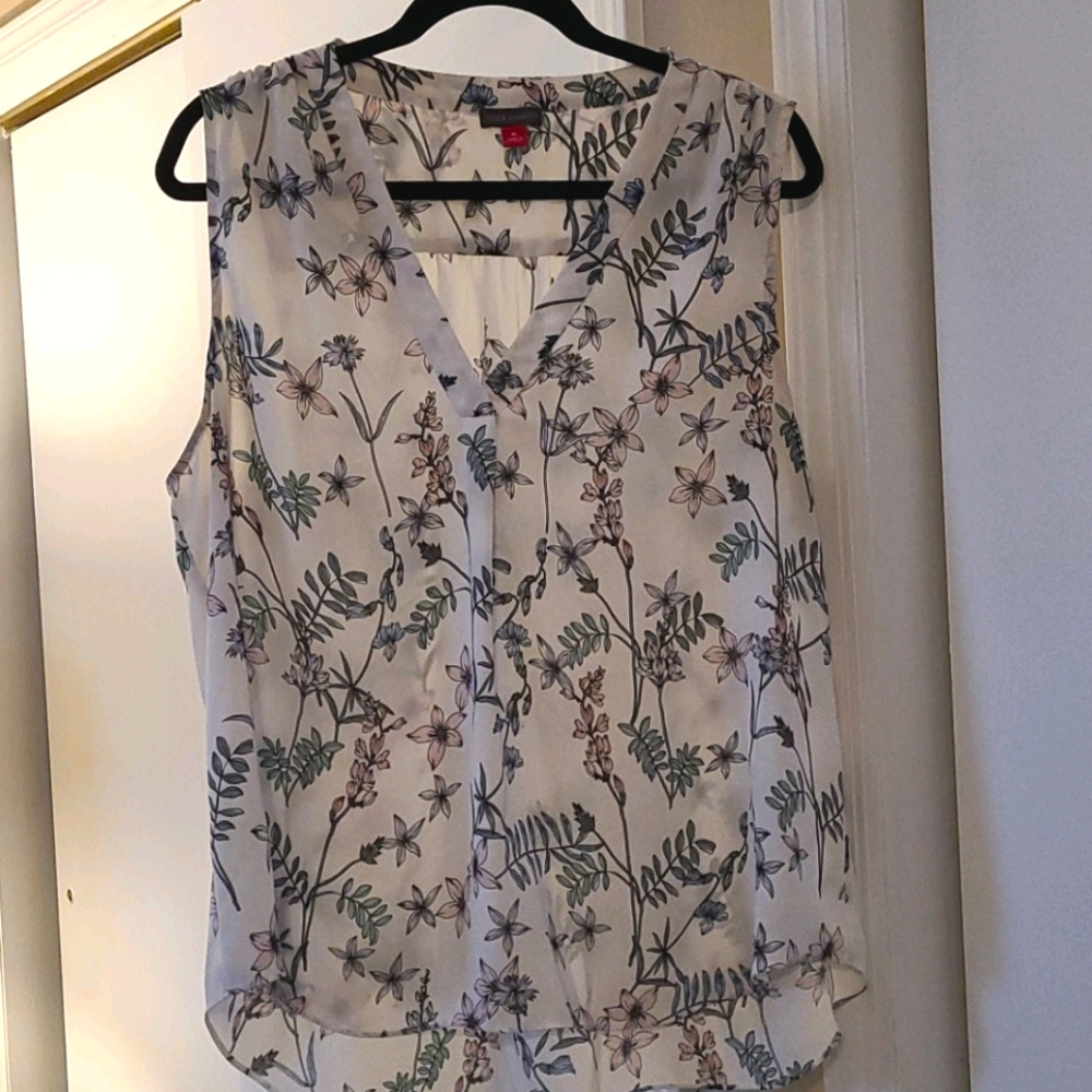 Vince Camuto Floral Blouse XL